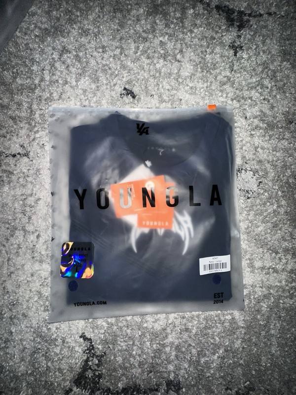 YOUNGLA - 4041 - WARRIOR COMPRESSION TEES - ‼️DARK BLUE‼️ - SIZE LARGE✅ gallery