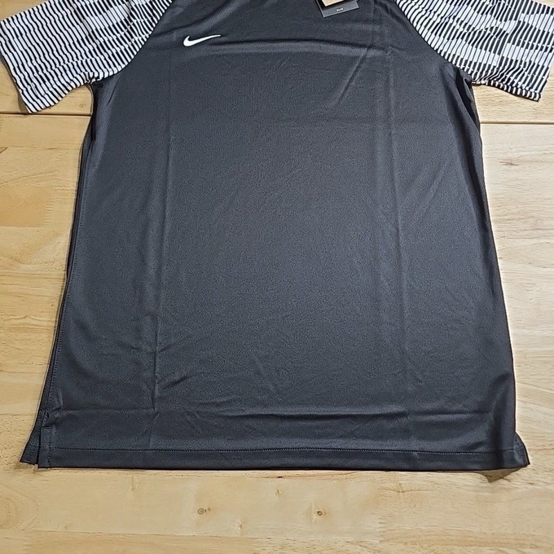 Nike Dri-FIT Academy Soccer Performance Slim Fit Jersey DH8033-010 SZ 2XL gallery