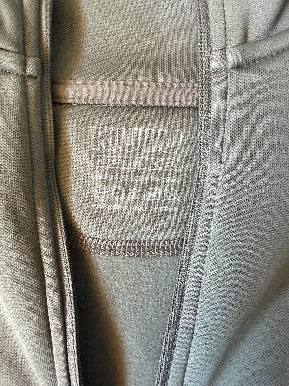 Kuiu Peloton 200 1/4 Zip Long Sleeve STONE Mens XL (FREE SHIPPING) gallery