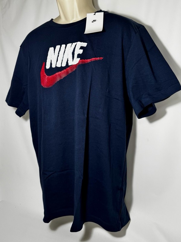Nike Sportswear Crew Shirt Men's Short Sleeve Black/University Red/White gallery
