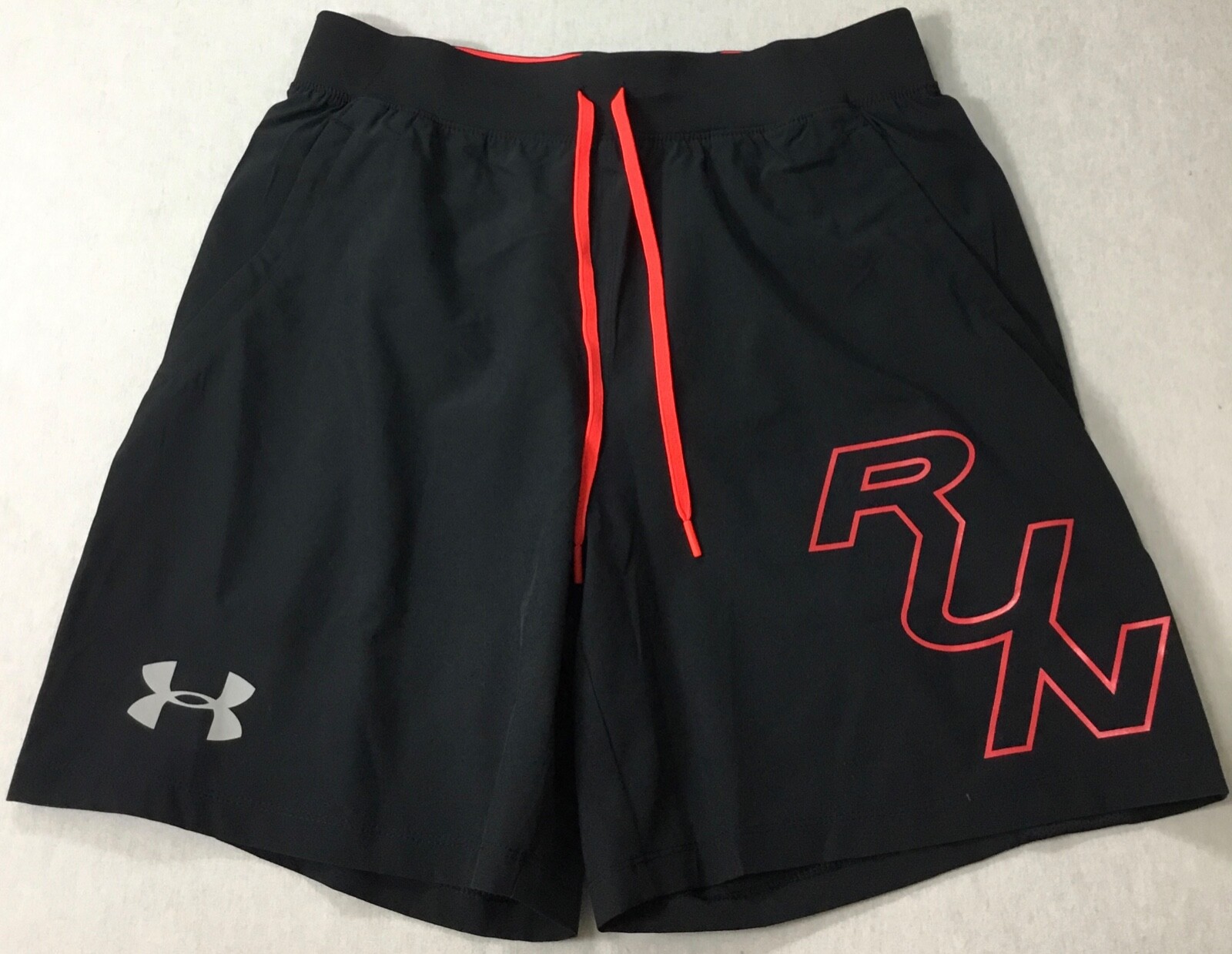 Under Armour Men SpeedPocket 7” Lined Graphic Shorts 1351190 Black 001 Size M gallery