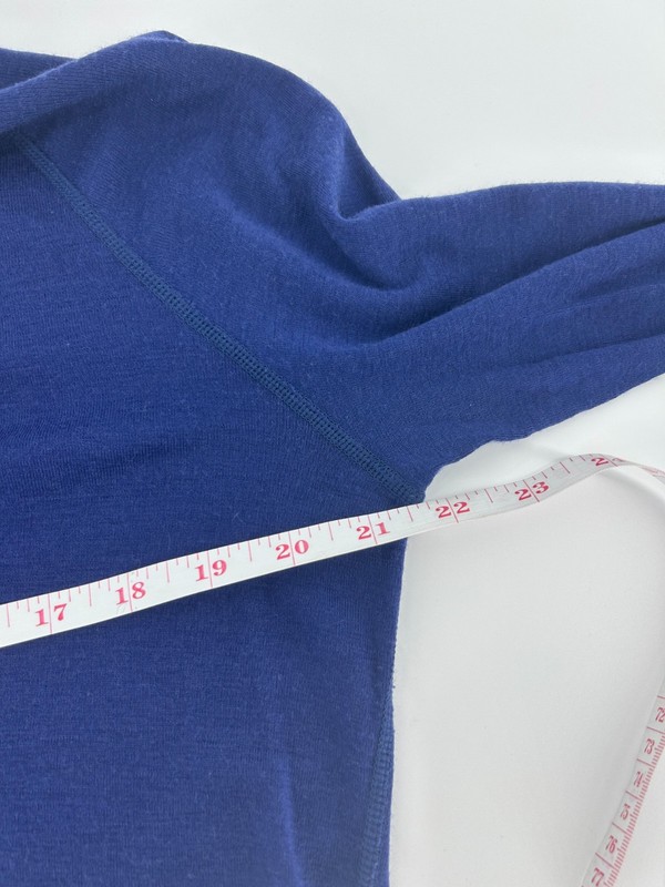 Rapha Merino Wool Base Layer Long Sleeve Shirt Men's XL Navy Blue Crew Neck gallery