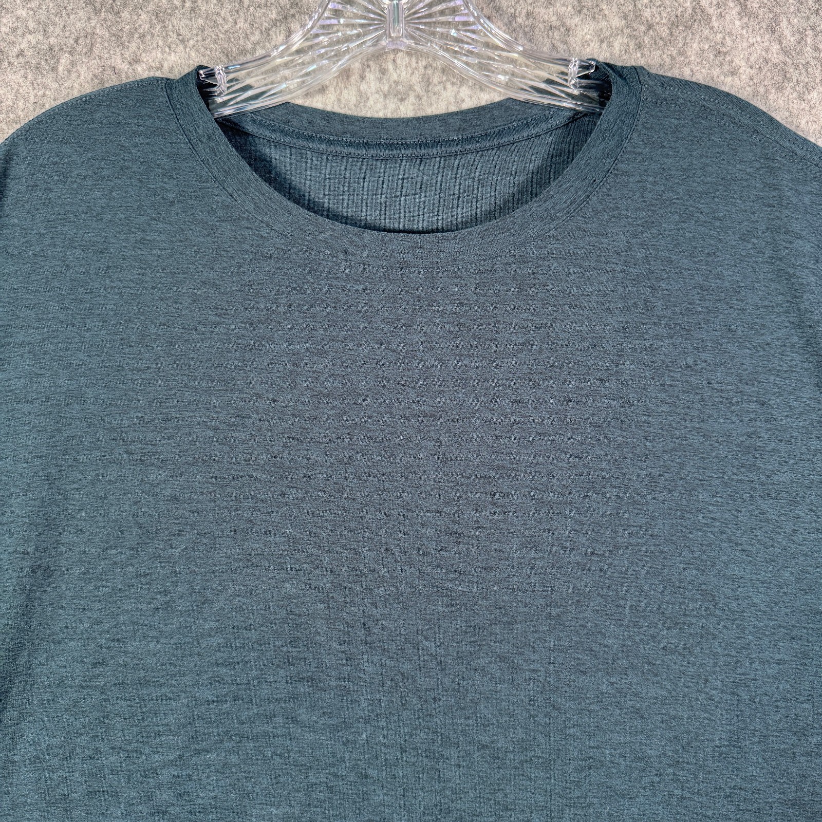 Vuori Strato Tech T Shirt Mens Large Blue Short Sleeve Performance Active Wear gallery