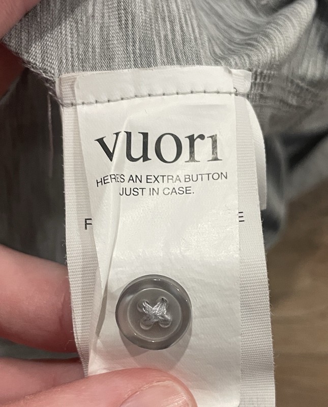 Vuori Ease Performance Henley Shirt Long Sleeve V194 Gray Mens Large L gallery