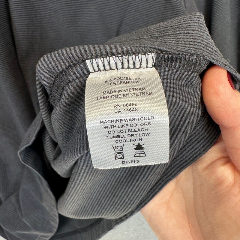 White Sierra Shirt Men Large Gray Black Stripe Polyester Blend 1/4 Zip Pullover gallery