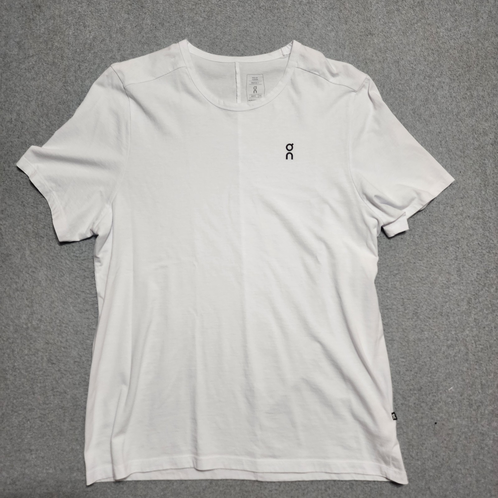 On Cloud Running Performance T Shirt Men's Size XXL 2XL White Graphic-T Cotton gallery