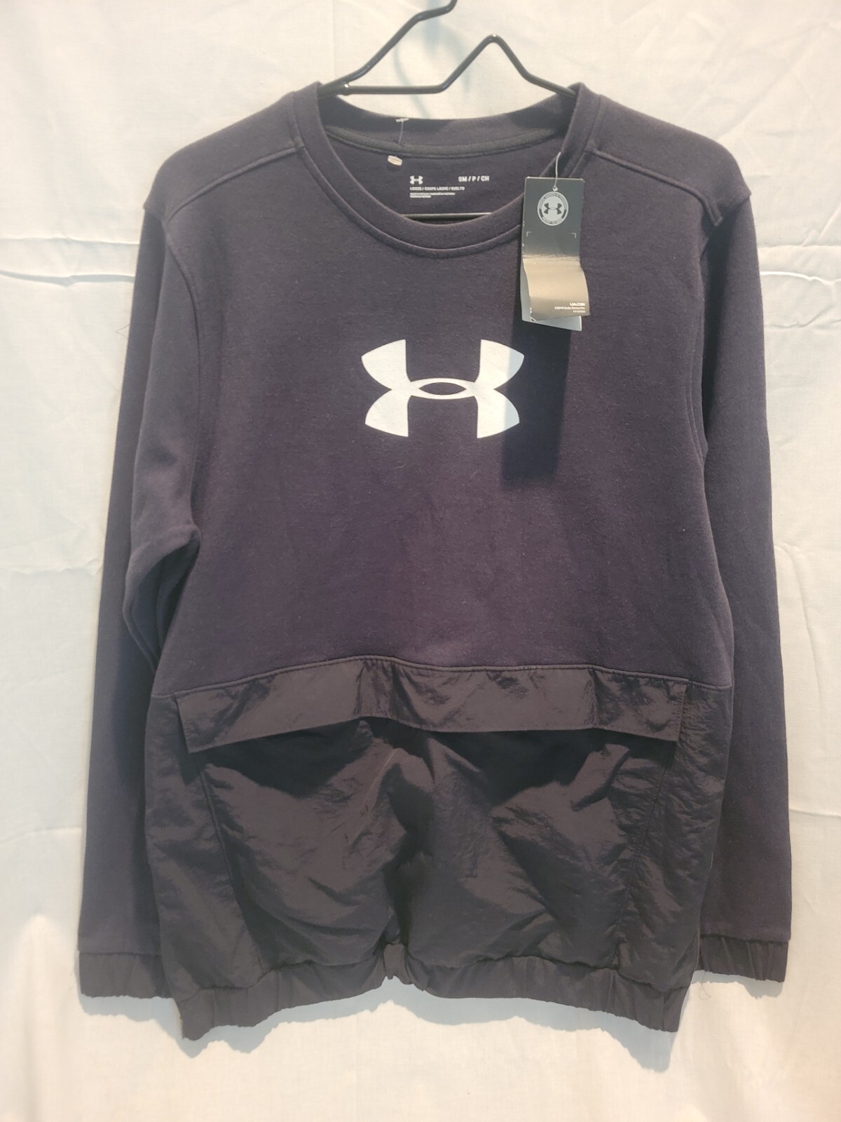 Under Armour Sweater Adult Small Loose Fit NWT Black Pullover Big Front Pocket gallery