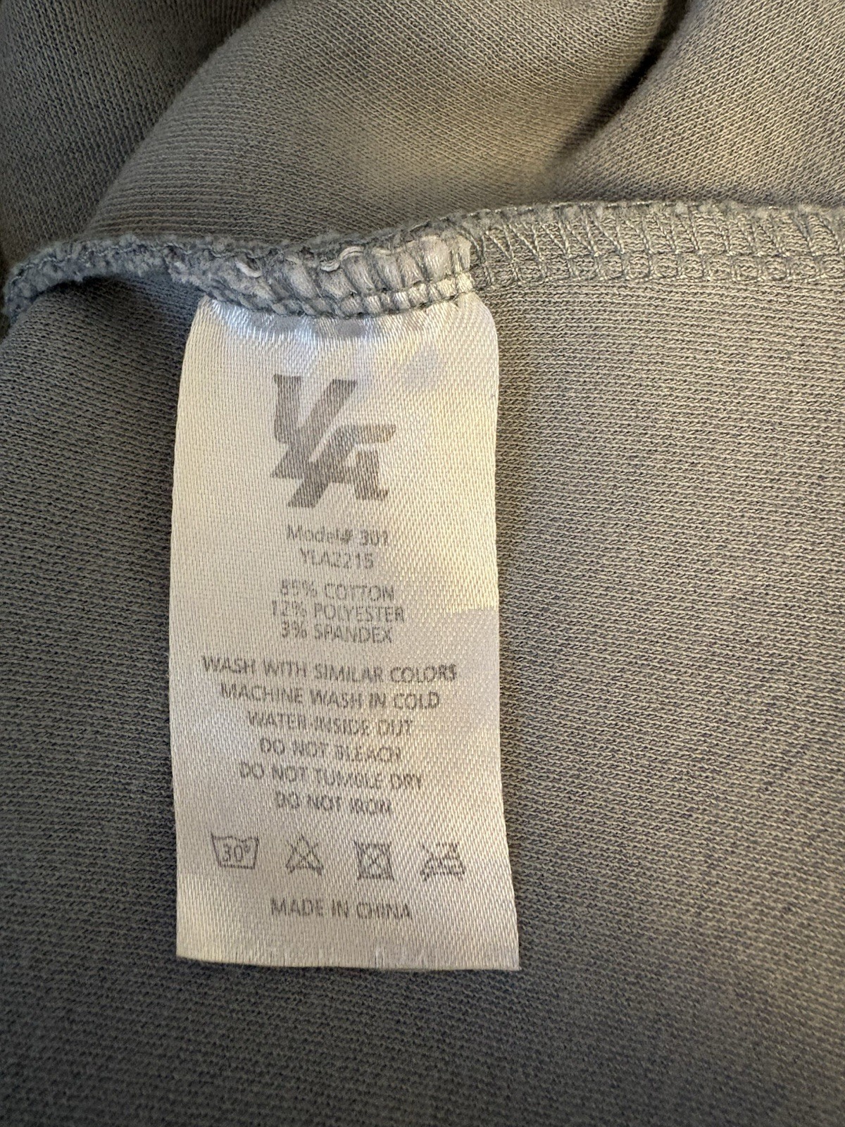 YoungLA 301 Performance Tank Men’s X-Large Cement Gray Sleeveless Athletic Shirt gallery