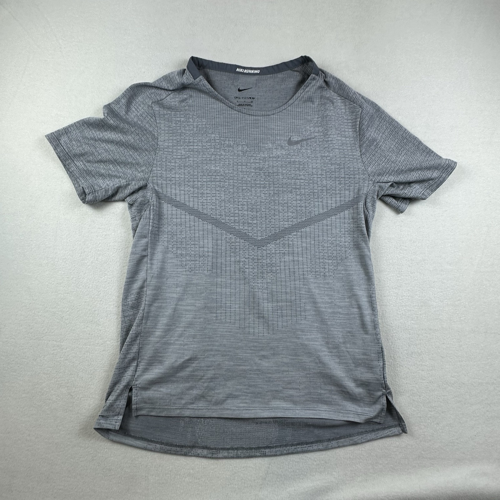 Nike Shirt Mens Small Gray Tech Knit Dri-Fit ADV Running Gym Shirt CZ9046 gallery