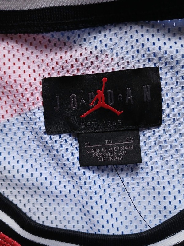 Jordan Men's Paris Saint-Germain Active Shirts Style BV2026-445 Size XL N105 gallery