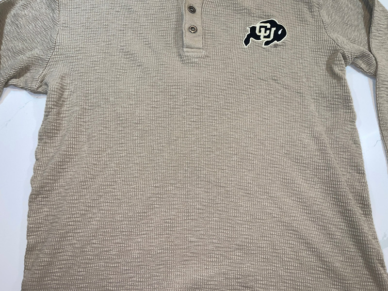 EUC COLOSSEUM COLORADO UNIVERSITY CU BUFFALO WARM THERMAL TAN SHIRT MEN'S LARGE gallery