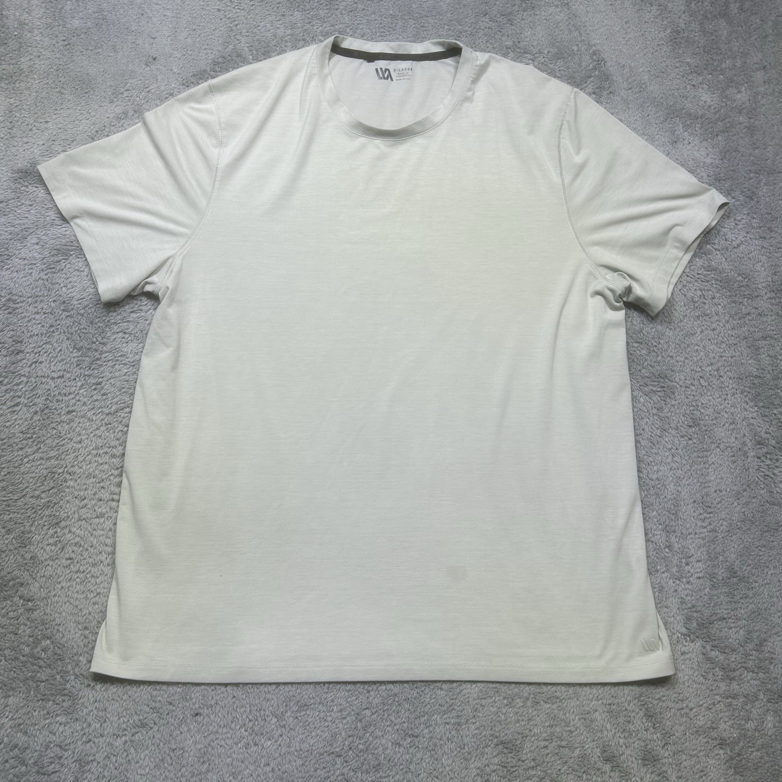 VRST Shirt Mens XL Gray Short Sleeve Crew Neck Performance Outdoor Activewear gallery