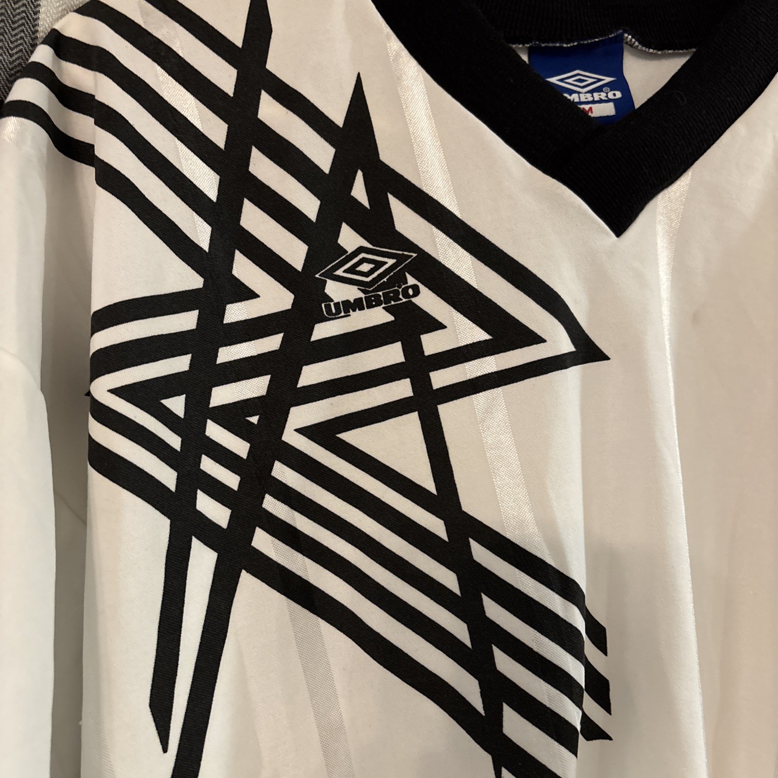 Vintage 90s Umbro Zig Zag Logo Soccer Futbol Jersey #10 Mens Medium gallery
