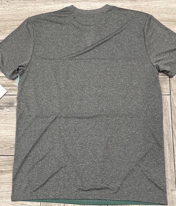2015 The Incredible Avenger HULK Marvel Performance Workout T-Shirt Size Large gallery