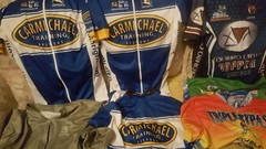 LOT OF 6 SPORT/CYCLIST/BIKE SHIRT 3-XS GIORDANA 1- LARGE } { 1 SHAVER SPORT UNI
