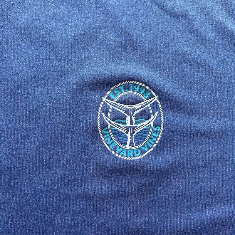 Vineyard Vines Performance Men’s XL Blue Long Sleeve Crew Neck Stretch Whale gallery
