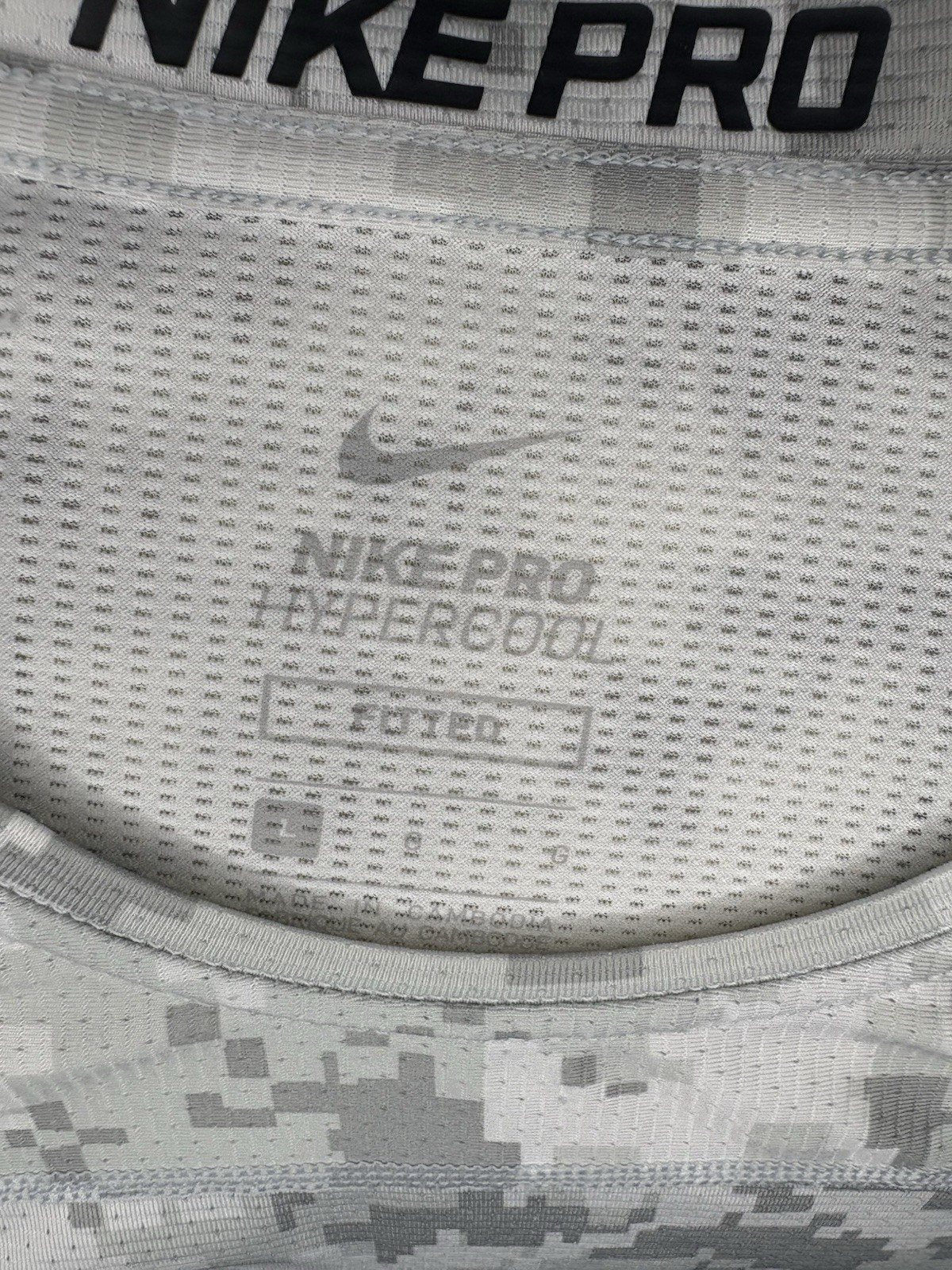 Nike Pro Men's Hypercool Digi Camo Fitted Shirt Grey White Size Large L gallery