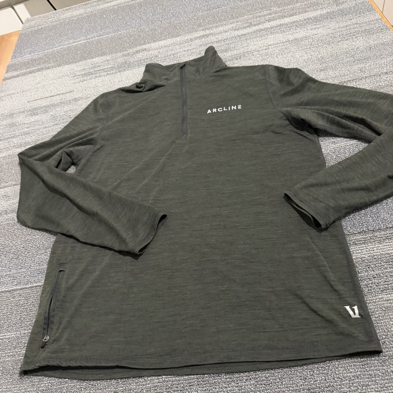 Vuori Pullover Medium Gray Ease Performance 2.0 Half Zip Golfer Stretch V221 gallery