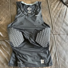 NIKE PRO Combat Compression Padded Dri-Fit Men’s football Tank Shirt SizeXL Blk