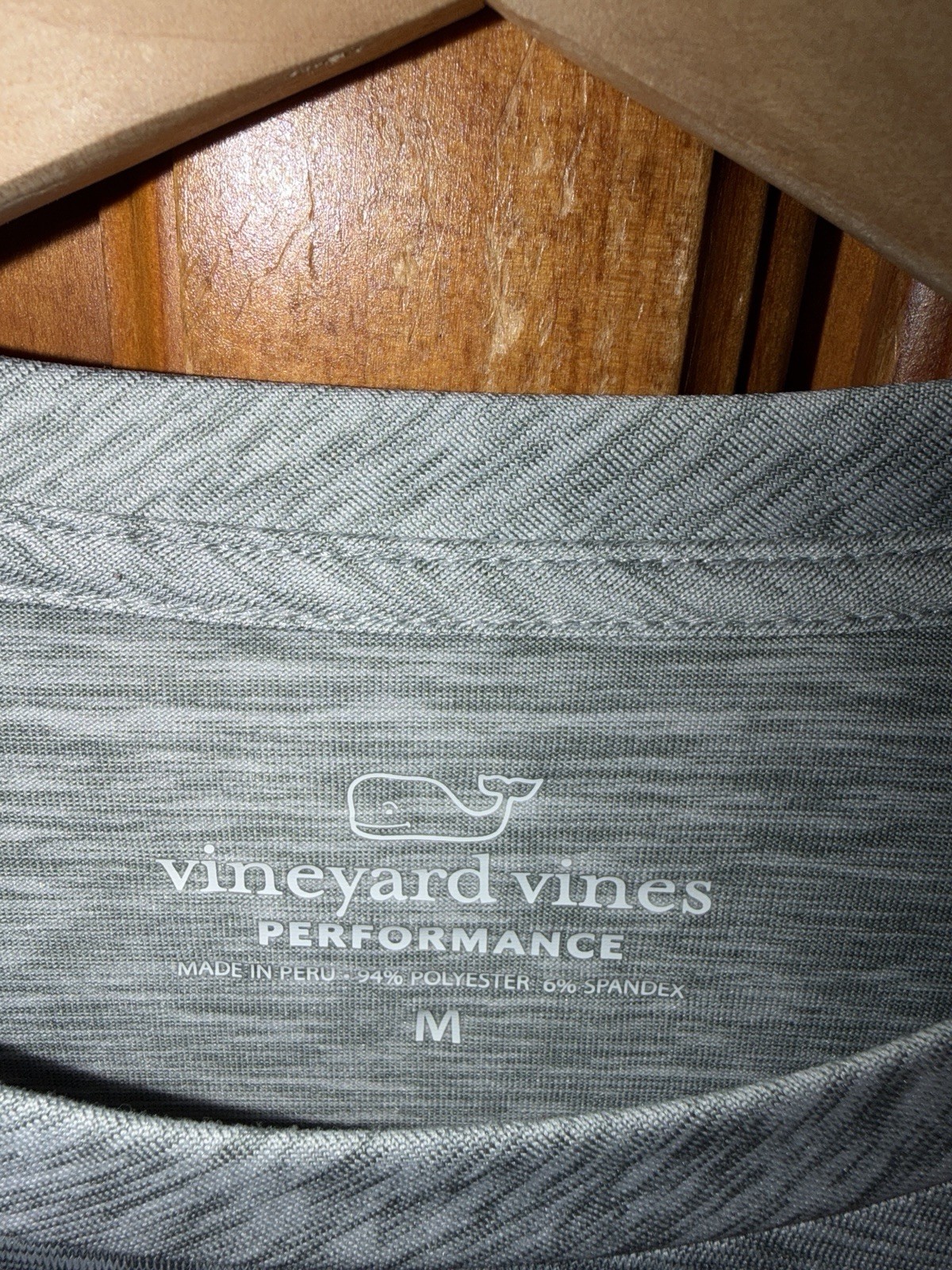 Vineyard Vines Long Sleeve Performance Fishing Shirt Harbor Men’s M Gray Active gallery