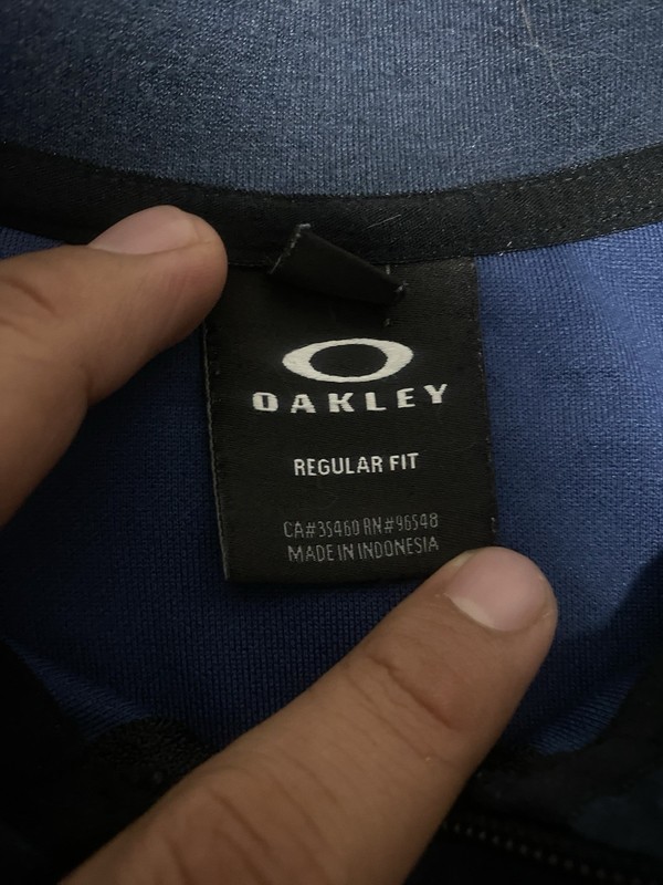 Oakley 1/4 Zip Pullover Blue Mock Neck Long Sleeve L Men's Activewear Top gallery