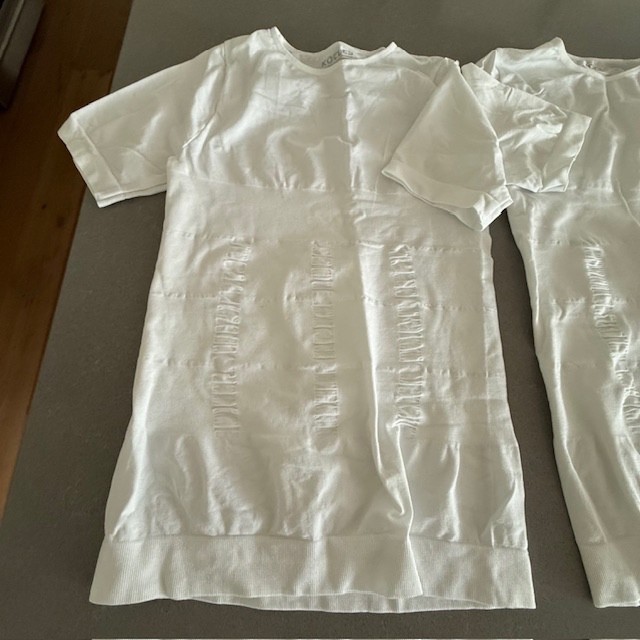 3 Men's Compression Undershirt Slimming Short Sleeve Shirt Abdomen XXL EUC gallery