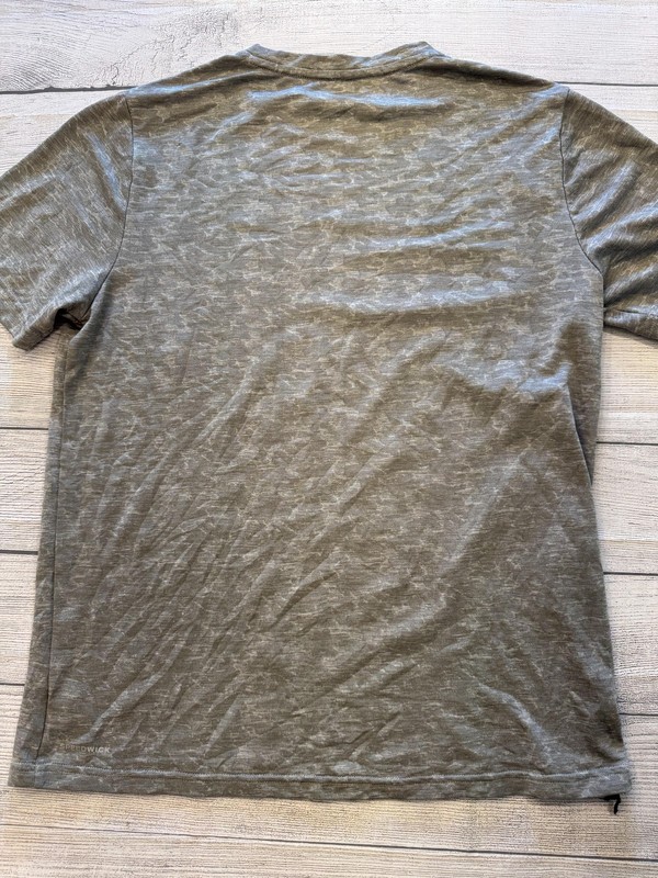 Reebok Shirt Mens Small Gray Griffe Speedwick Athletic Training Tee Lightweight gallery
