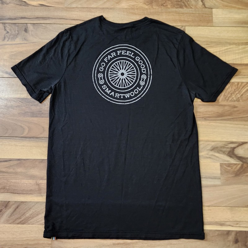 Smartwool Merino Sport Go Far Feel Good Spokes Graphic Black T-Shirt Medium gallery