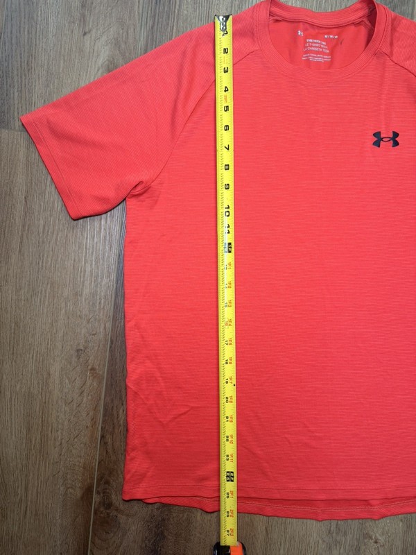 Under Armour Tech Performance Tee Men’s Medium Red Loose Fit Gym Athletic Shirt gallery