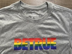 NIKE BETRUE HEATHER GREY MULTI COLOR T-SHIRT BE TRUE LGBTQ CZ0082 063 sz XS