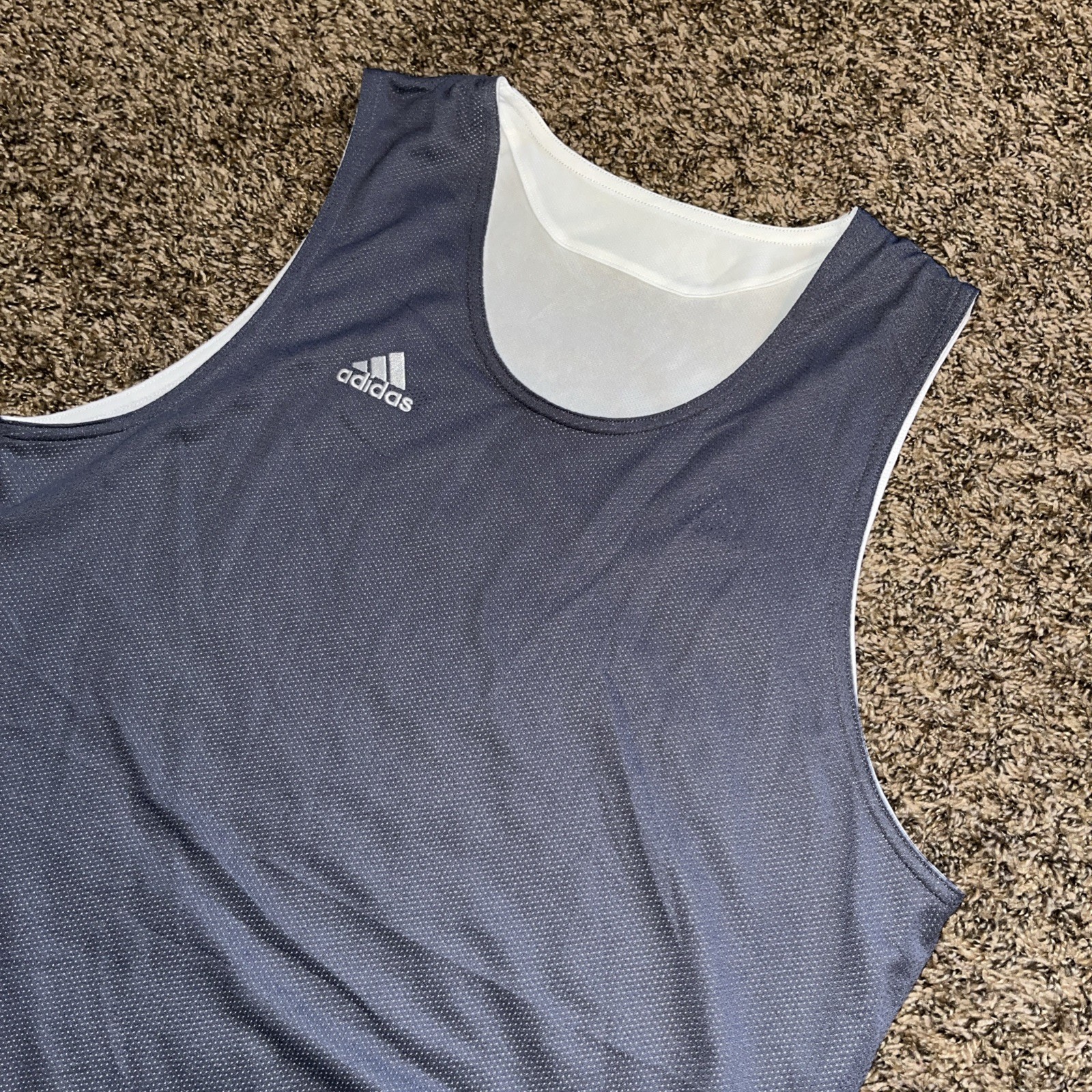 Adidas Jersey Mens Large Gray & White Sleeveless Reversible Basketball Tank Top gallery