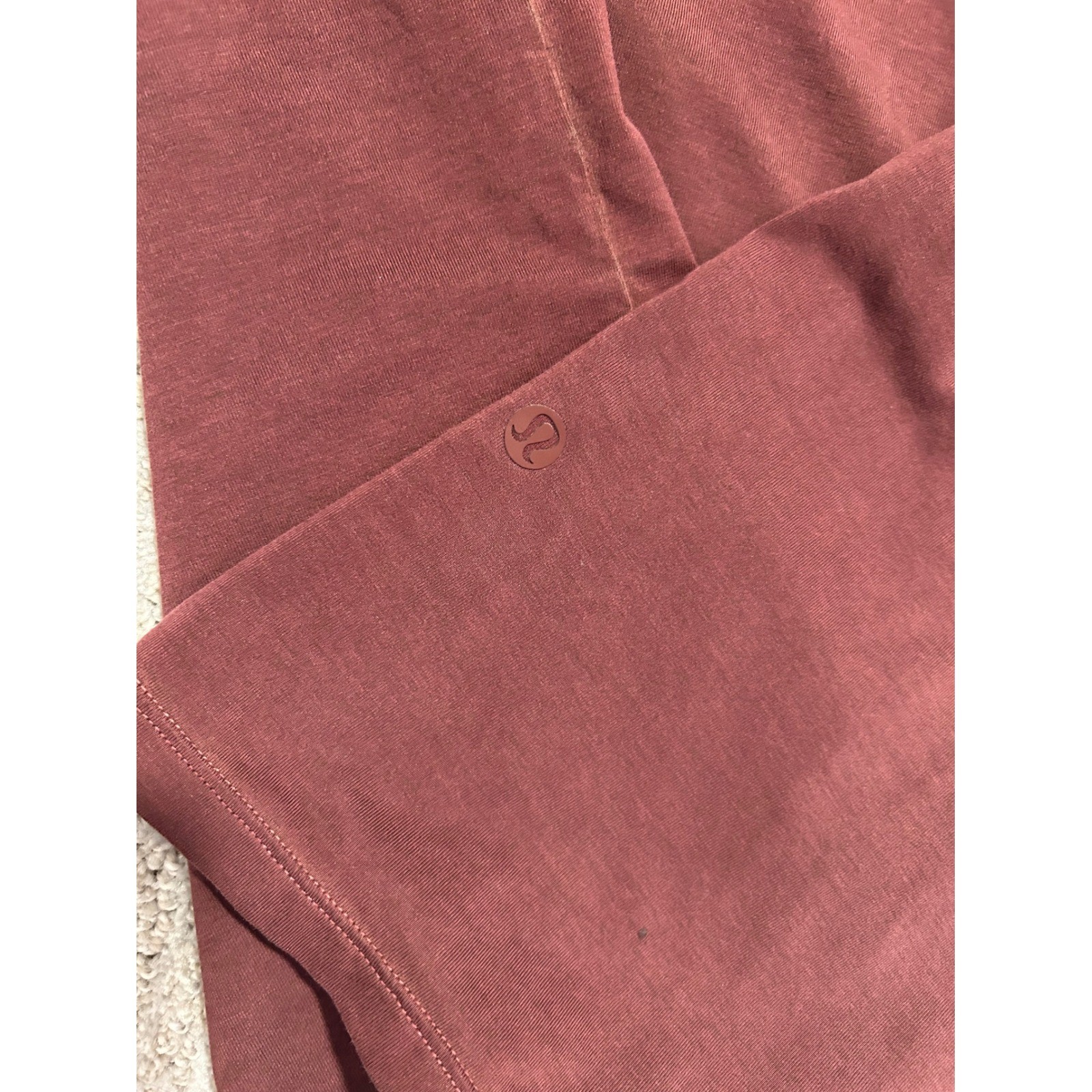 Lululemon Mens Burgundy Red T-Shirt Short Sleeve Athletic Gym Workout Top gallery