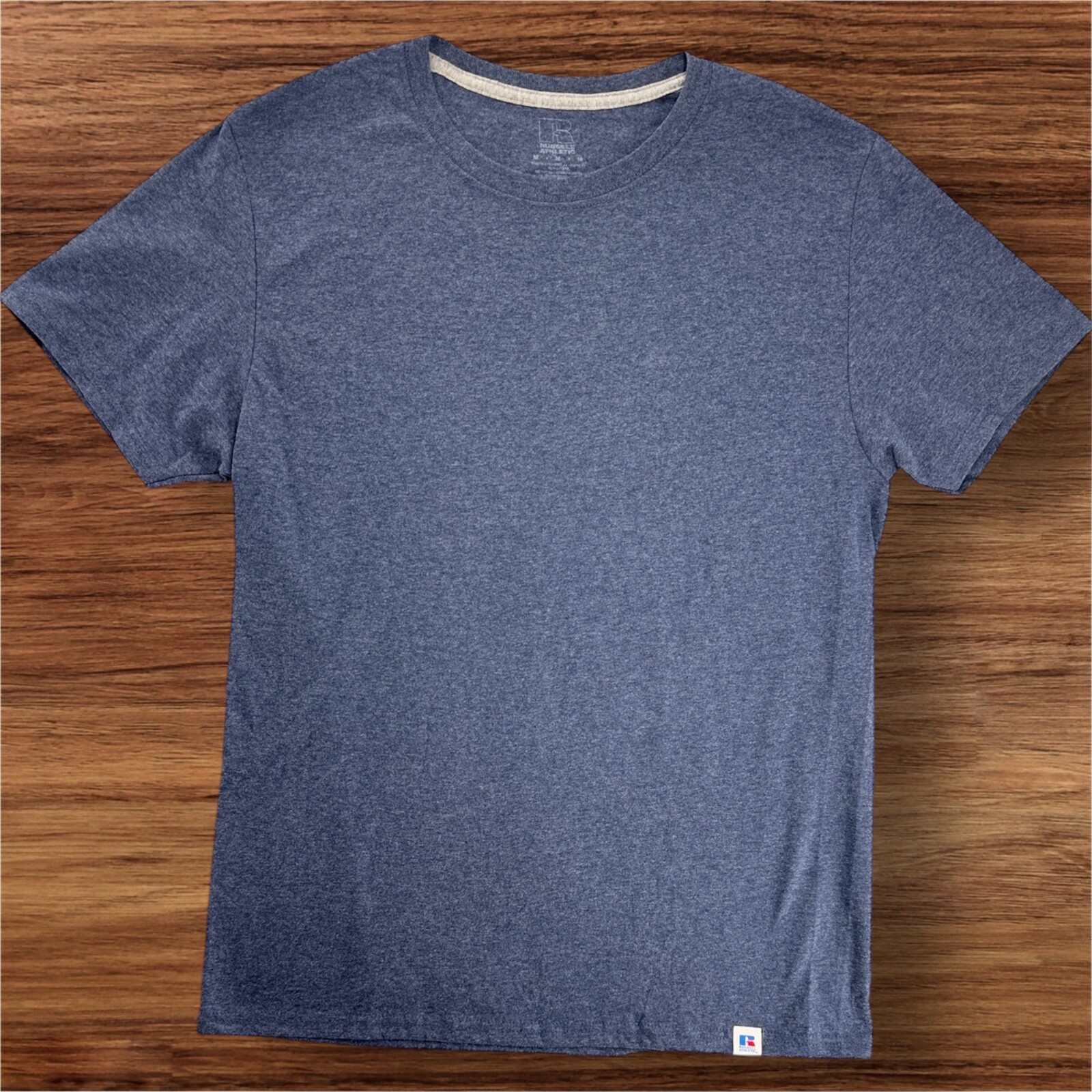 Russell Athletic Unisex Essential Performance T-Shirt Blue Tee Size Medium gallery
