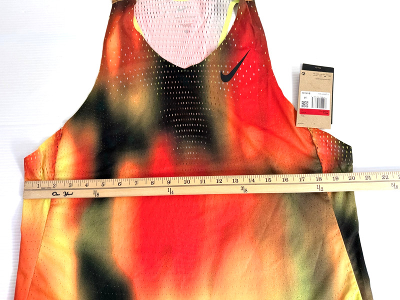Nike AeroSwift Elite Entry ADV Running Tank Top Men's Size Large HJ3380-736 gallery