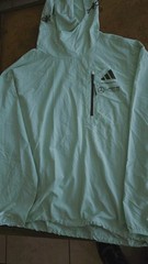NWT MERCEDES AMG PETRONAS FORMULA ONE TEAM PREMIUM WIND BREAKER LARGE LIGHT RARE