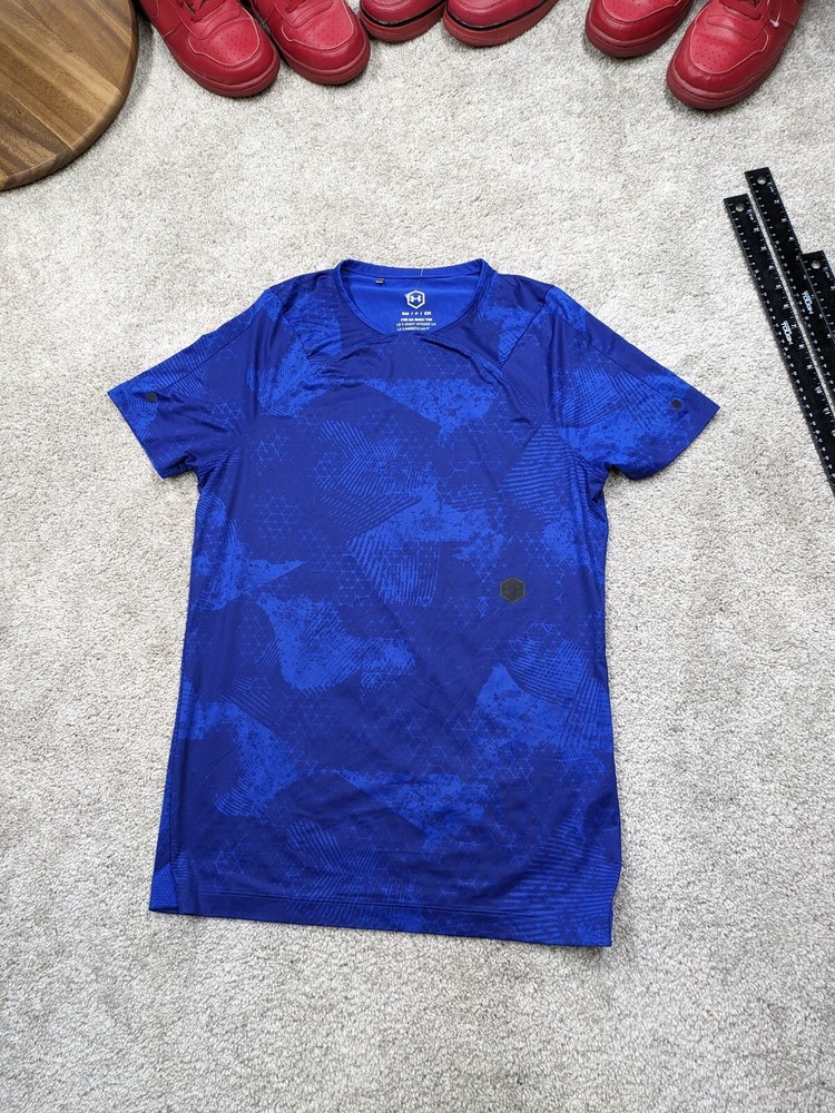 Under Armour Celliant Rush Tee Fitted Shirt Mens Small Blue Crew Spandex Stretch