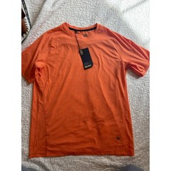 VRST Mens Short Sleeve Active Lifestyle T-Shirt Orange Textured Grid Small