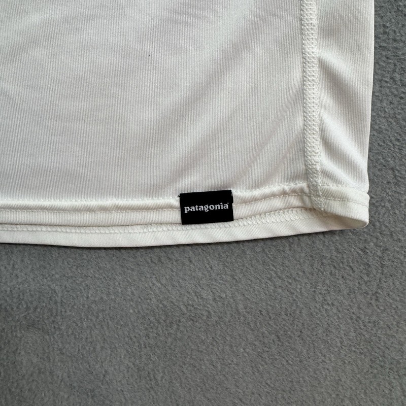 Patagonia Capilene Silkweight T Shirt Small Men's Short Sleeve Base Layer White gallery