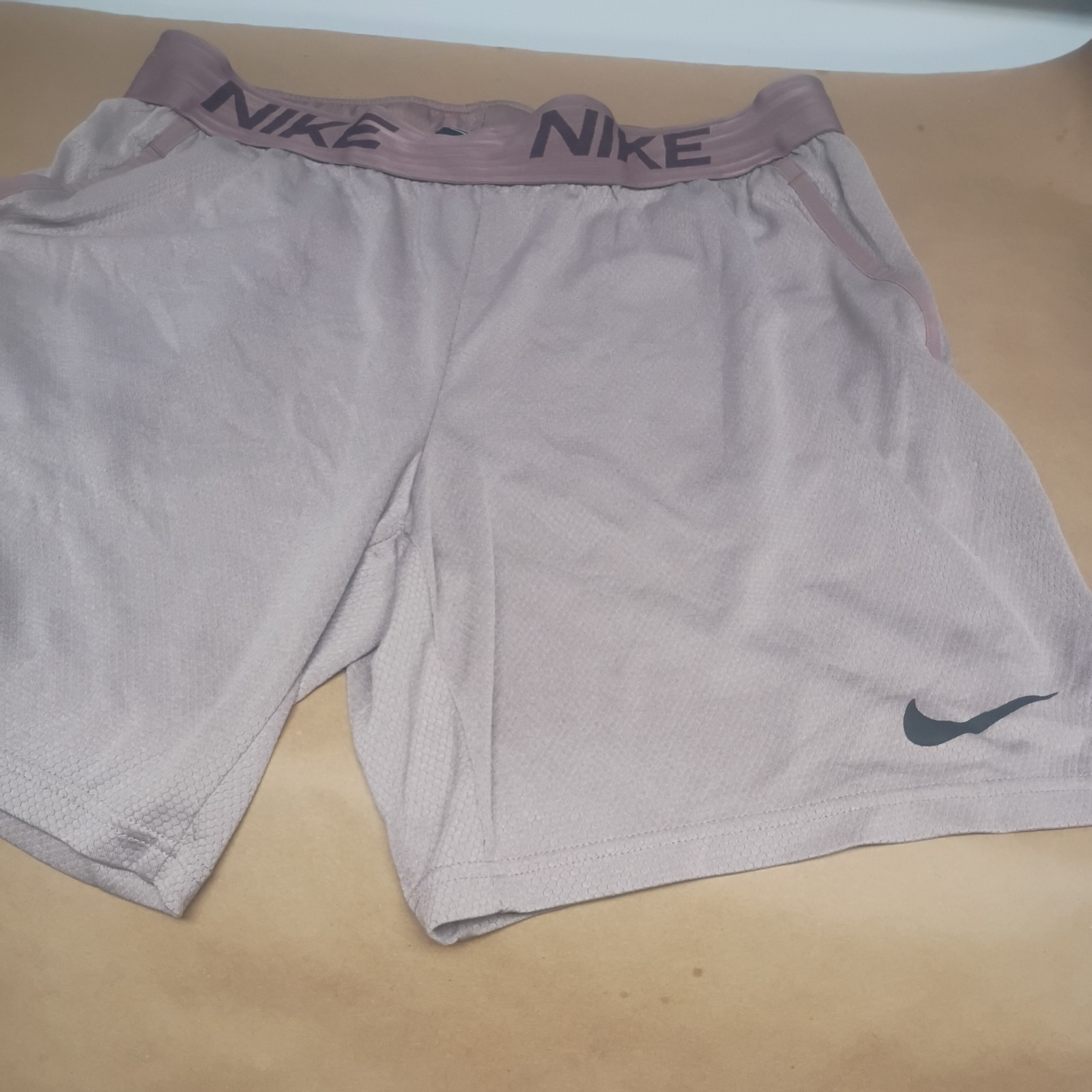 Nike Dri-FIT Taupe Workout Yoga Shorts Men's Size Large Active Wear Pants gallery