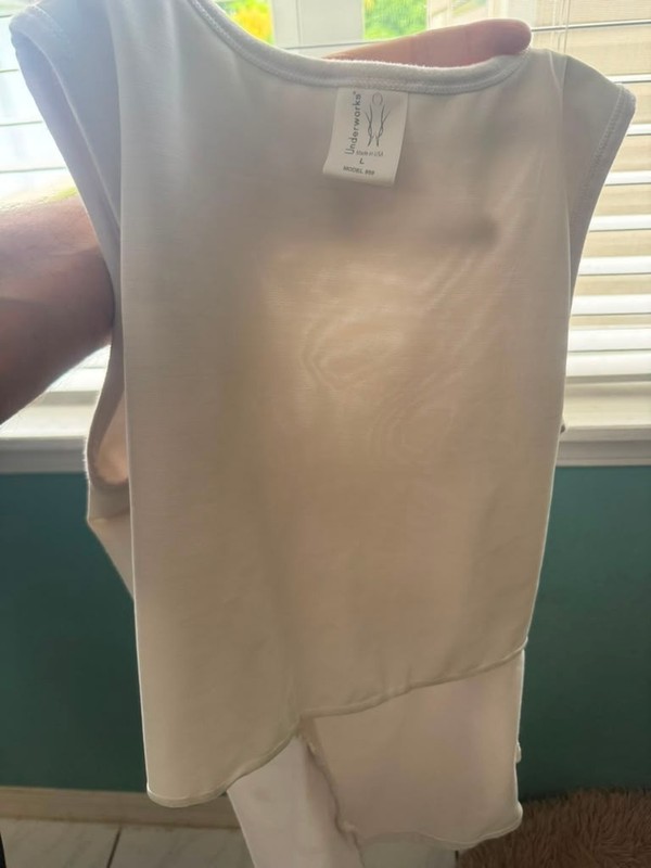 Used Chest Compression Tank Top gallery