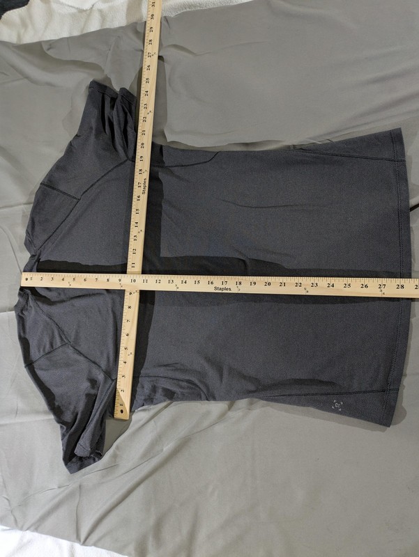 Lululemon Shirt Mens Medium Gray Short Sleeve Performance Running Training Top gallery