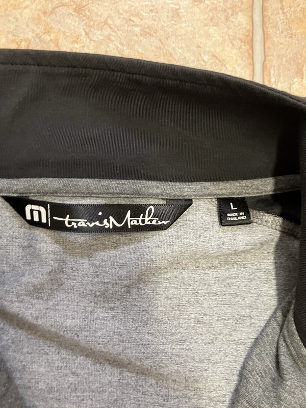 Travis Matthew 1/4 Zip Performance Pullover Black Gray Men’s L Golf Pockets gallery