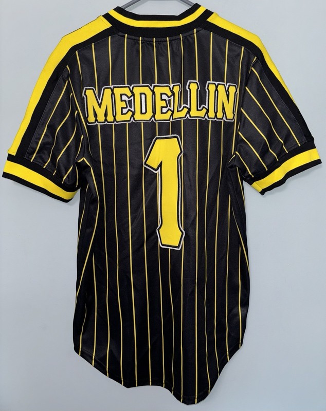 Hudson Outerwear Men’s Medium Jersey The Cartel Medellin 1 Black Yellow Scorpion gallery