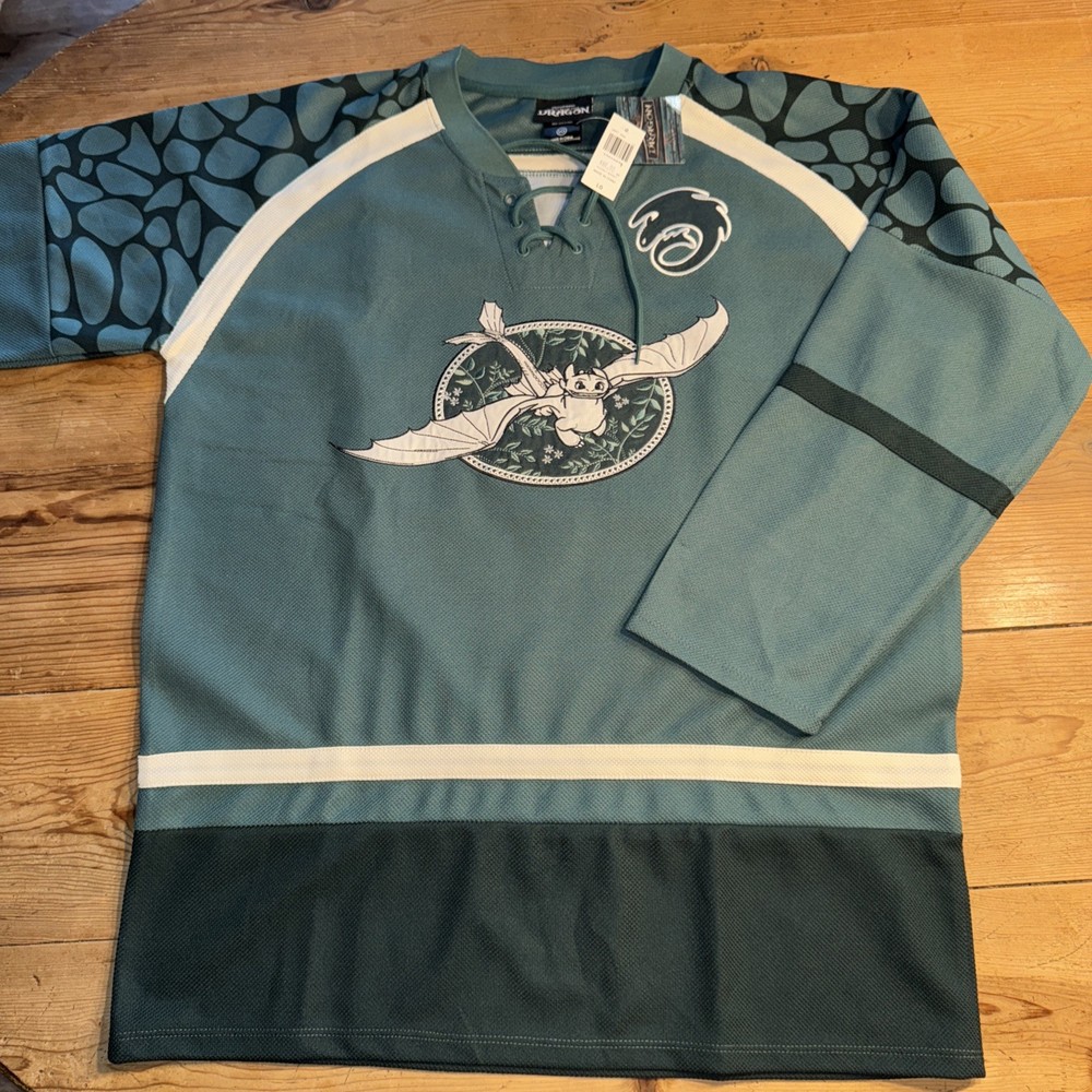 How To Train Your Dragon Toothless Hockey Jersey Shirt MEN’s LARGE BoxLunch NWT