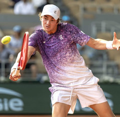 Shirt only – On Cloud Court T Fade Nebula Cobolli Fonseca medium M tennis men