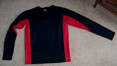 Reebok Men’s Size M Black and Red Long Sleeve Cold Weather Compression Shirt