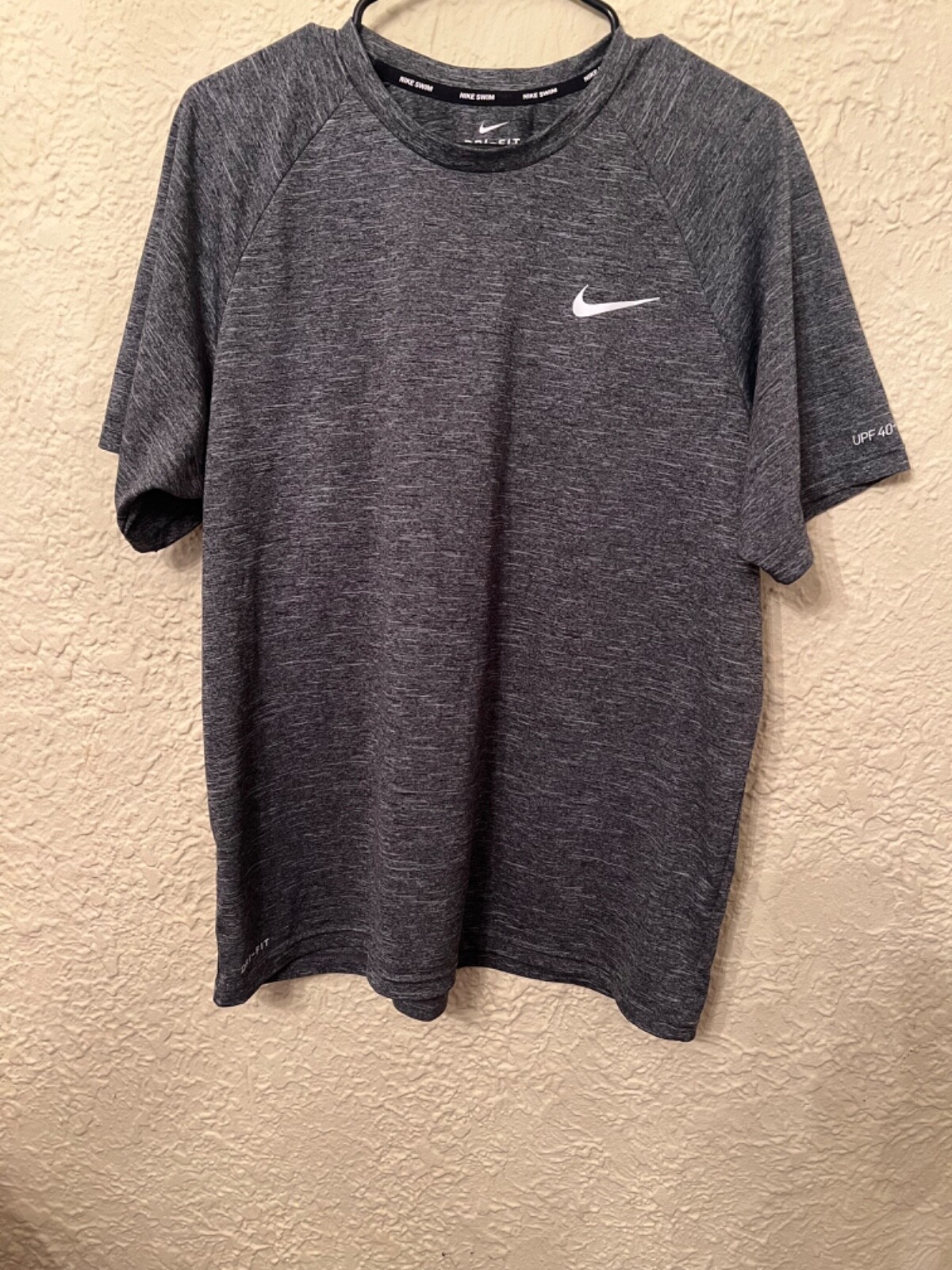 Nike Shirt Men’s Gray Swim Dri-Fit Short Sleeve Lightweight UPF 40+ Size XL gallery