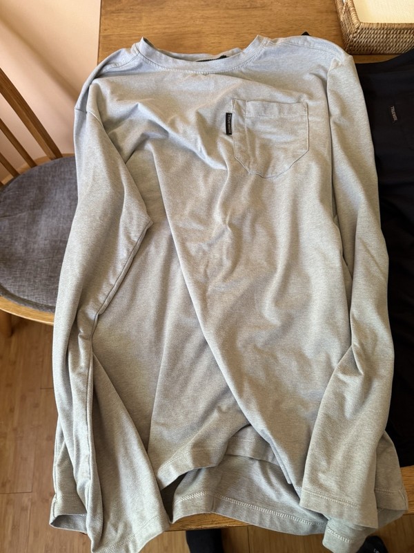 (3) Men’s Truewerk Tech Pocket Long Sleeve Tees Size XL Package Deal gallery