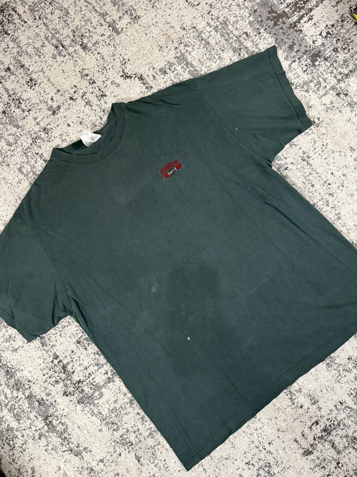 Nike Mens Large Green T Shirt Red Swoosh Faded Vintage Style Short Sleeve Cotton gallery