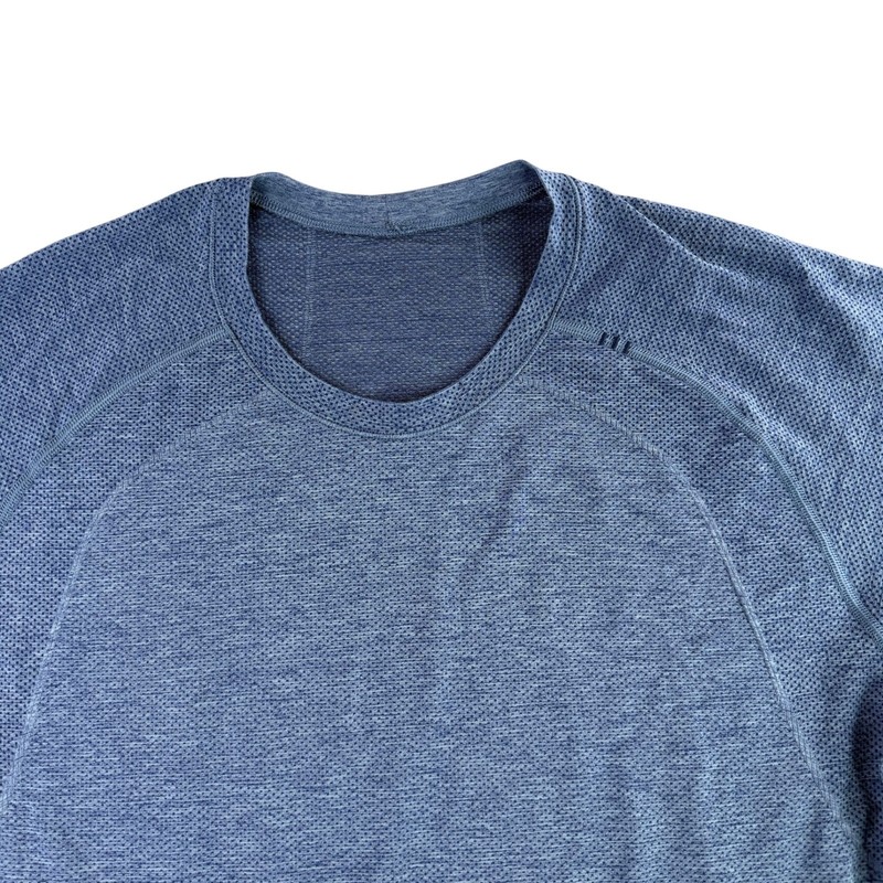 Lululemon Metal Vent Tech Long Sleeve Mens Large Blue Heathered Active Shirt gallery